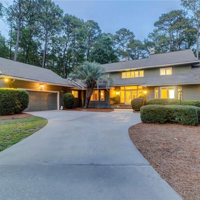 18 Fairlawn Ct, Hilton Head Island, SC 29926