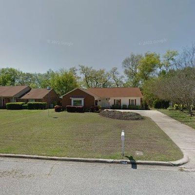 1824 W Astrid Pl, Montgomery, AL 36117