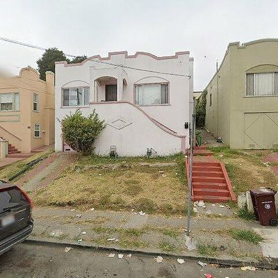 2427 23 Rd Ave, Oakland, CA 94606