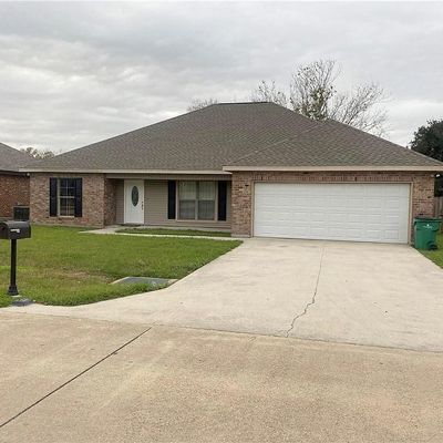 2492 Pineridge St, Thibodaux, LA 70301