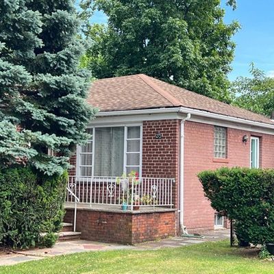 272 Westview Ave, Fort Lee, NJ 07024