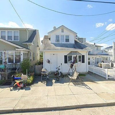 218 N Dudley Ave, Ventnor City, NJ 08406