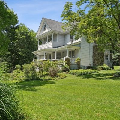 22 Orchard Hill Rd, Bernardsville, NJ 07924