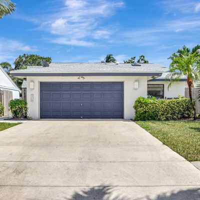 23 Baytree Cir, Boynton Beach, FL 33436