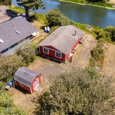 230 Point Brown Ave Se, Ocean Shores, WA 98569