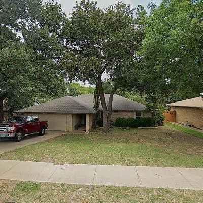 2302 Westpark Way Cir, Euless, TX 76040