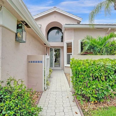 23431 Feather Palm Ct, Boca Raton, FL 33433