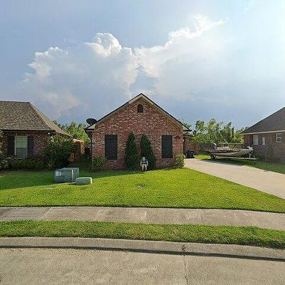 306 Mandalay West Dr, Houma, LA 70360