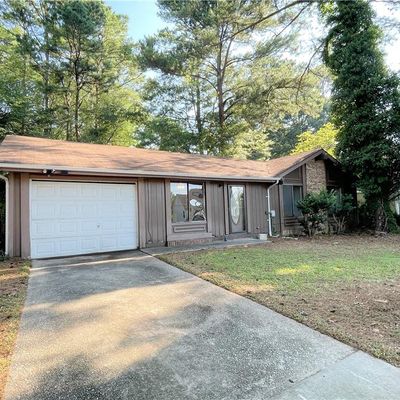 33 Drew Ct, Jonesboro, GA 30238