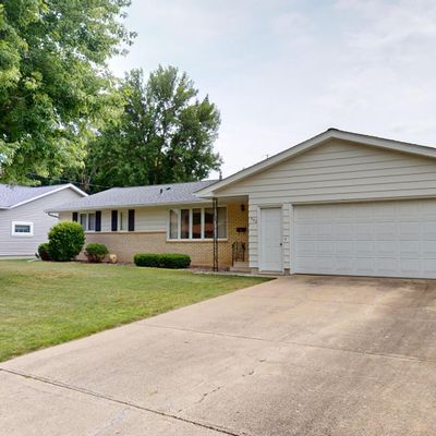 302 Glenn Rd, Albert Lea, MN 56007