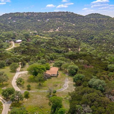 38 B Walnut Grove Rd, Boerne, TX 78006