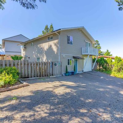 40 Wesler St, Gleneden Beach, OR 97388