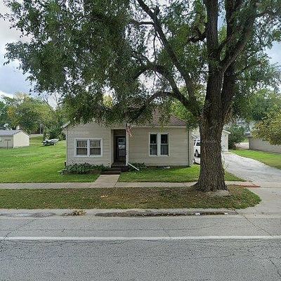 40 W 3 Rd St, Dallas City, IL 62330