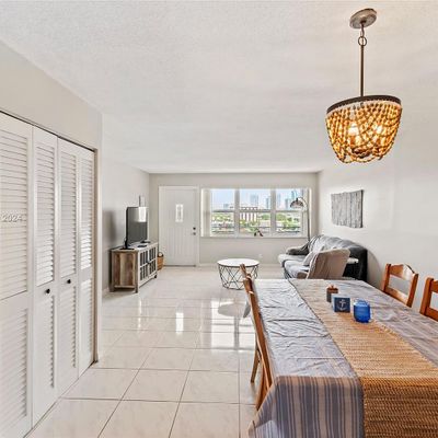 401 Golden Isles Dr #1114, Hallandale Beach, FL 33009