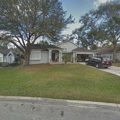 4102 Silvermoon Dr, Plant City, FL 33566