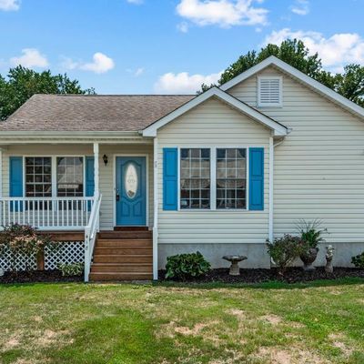 418 Lincoln Ave, Colonial Beach, VA 22443