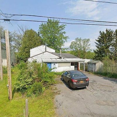 3613 Bonstead Rd, Clay, NY 13041