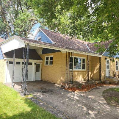 50 3 Rd St S, Wood Lake, MN 56297