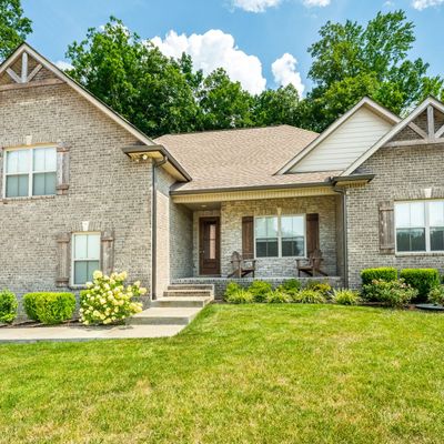 5047 E Mayflower Ct, Greenbrier, TN 37073