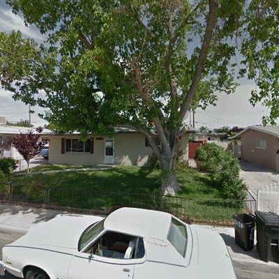 5124 Forrest Hills Ln, Las Vegas, NV 89108