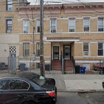 538 Bristol St, Brooklyn, NY 11212