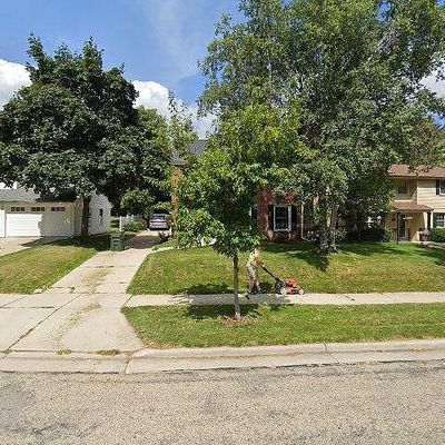 619 Elm Spring Ave, Milwaukee, WI 53226