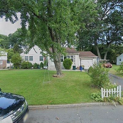 63 Herbert Dr, East Brunswick, NJ 08816