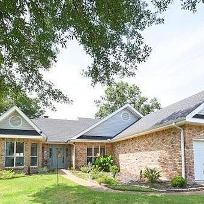 6936 Aulena Pl, Diamondhead, MS 39525