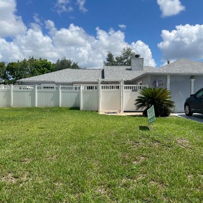 571 Bluefields St Se, Palm Bay, FL 32909