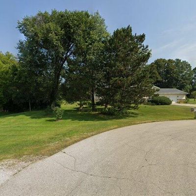 5736 Hillcrest Ln, West Bend, WI 53090