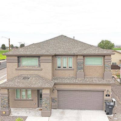 585 Issa Cir, El Paso, TX 79932