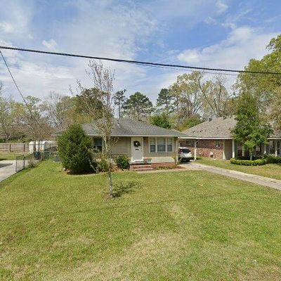 5851 Burgundy Ave, Baton Rouge, LA 70806