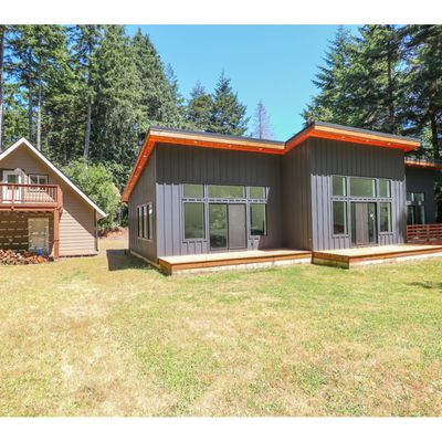 59492 Seven Devils Rd, Bandon, OR 97411