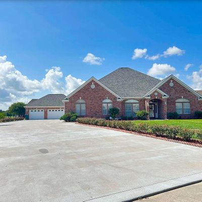 7886 Regency Dr, Port Arthur, TX 77642