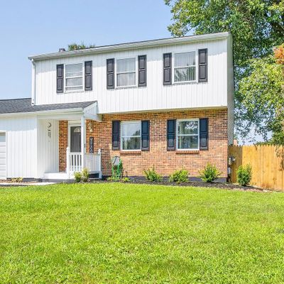 8 Manston Manor Ct, Bear, DE 19701