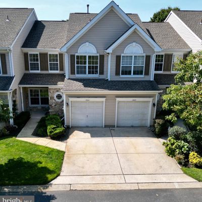 8004 Normandy Dr, Mount Laurel, NJ 08054