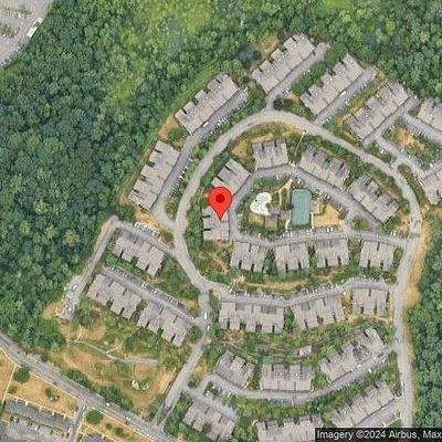 73 Larkin Cir, West Orange, NJ 07052