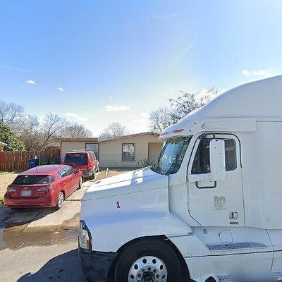 7426 Spur Valley St, San Antonio, TX 78242