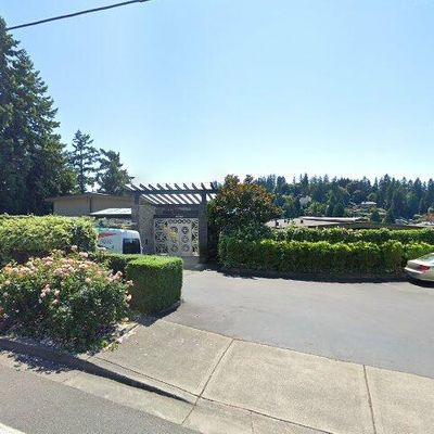 9951 Lake Washington Blvd Ne #10, Bellevue, WA 98004