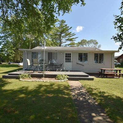 W5597 Pines Ln, Wausaukee, WI 54177