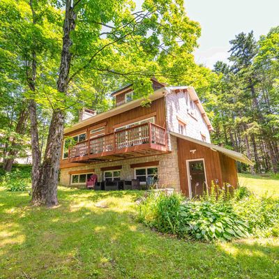 10 Lower Highlands Rd, West Dover, VT 05356