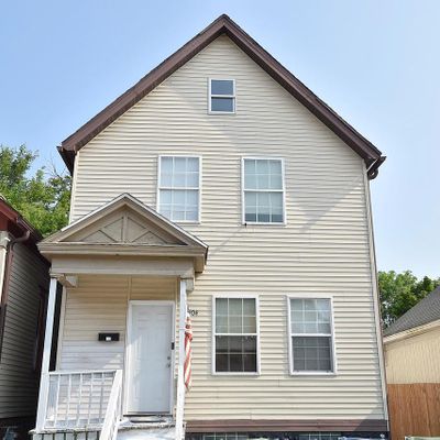 1004 W Mineral St, Milwaukee, WI 53204