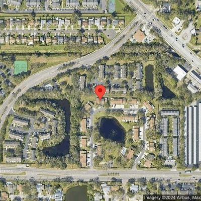 10061 Lake Oak Cir, Tampa, FL 33624