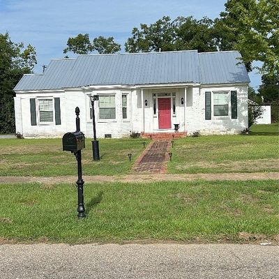 101 Hooper Dr, Selma, AL 36701