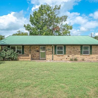 1018 Wynne Rd, Wills Point, TX 75169