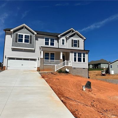 8836 Belews Ridge Rd, Stokesdale, NC 27357