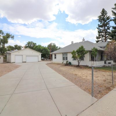 902 D St, Rock Springs, WY 82901