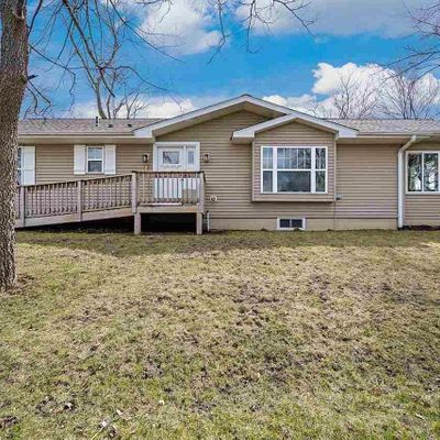 921 Reed St N, Waterville, MN 56096