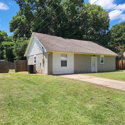 1103 Janis St, Searcy, AR 72143