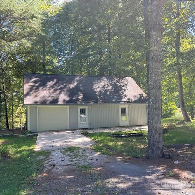 1154 Altapass Hwy, Spruce Pine, NC 28777